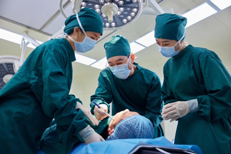 مراحل جراحی فک با تکتولوژی دیجیتال