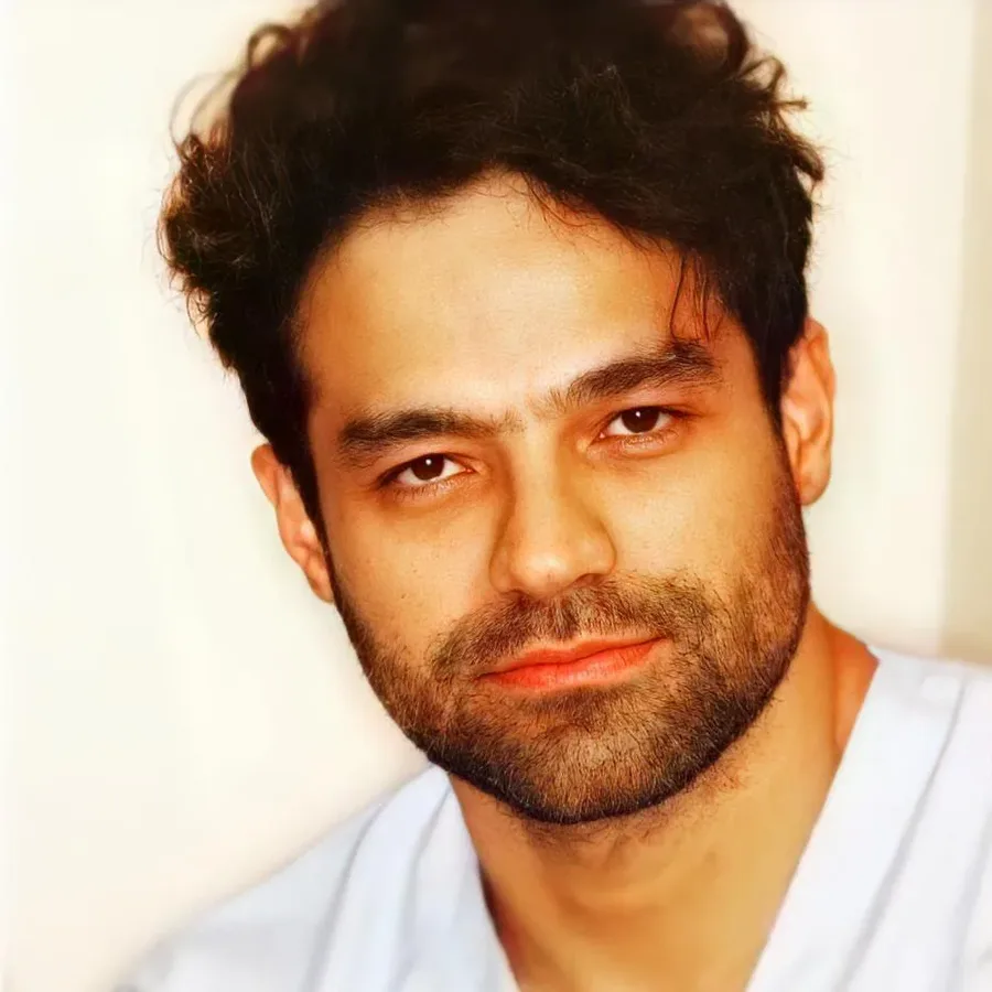 دکتر نیما صادقی