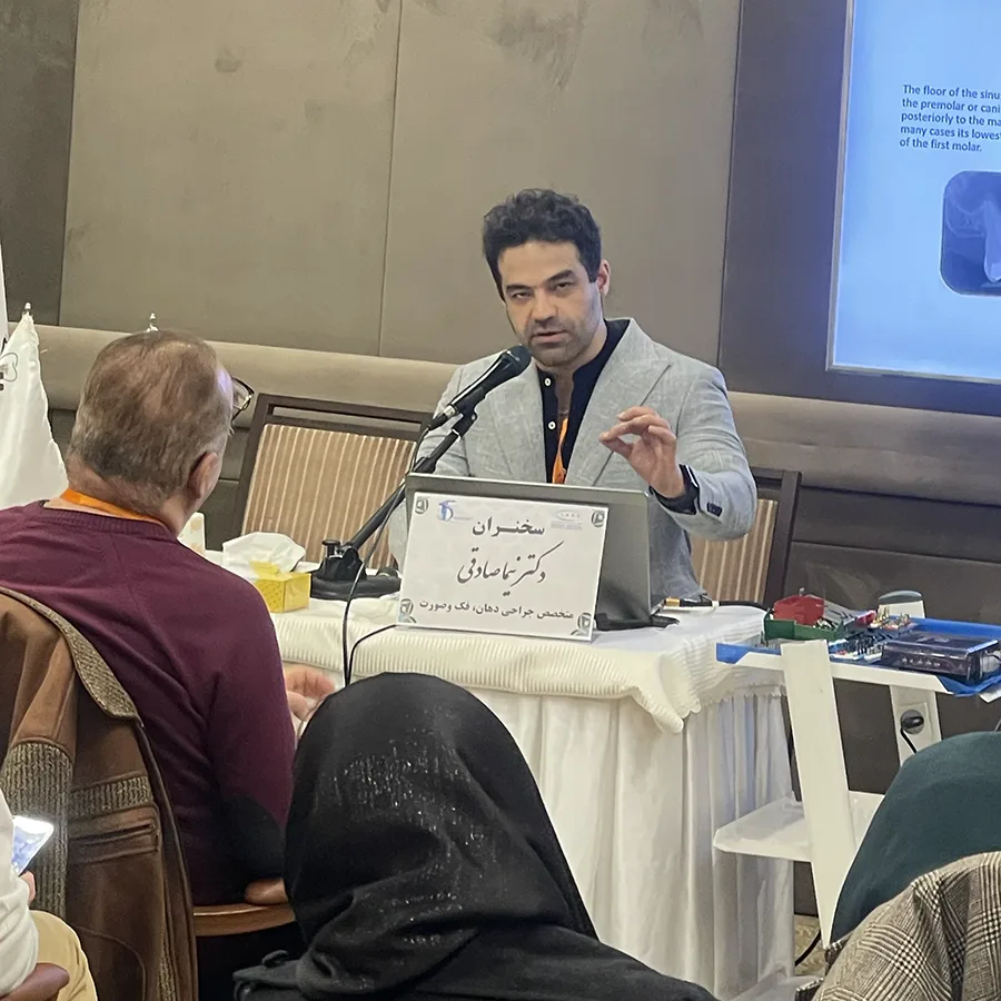 دکتر نیما صادقی